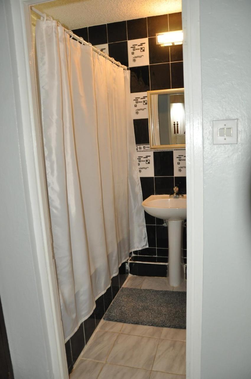 Beach Penthouse A25 Sandcastles Ocho Rios Ngoại thất bức ảnh