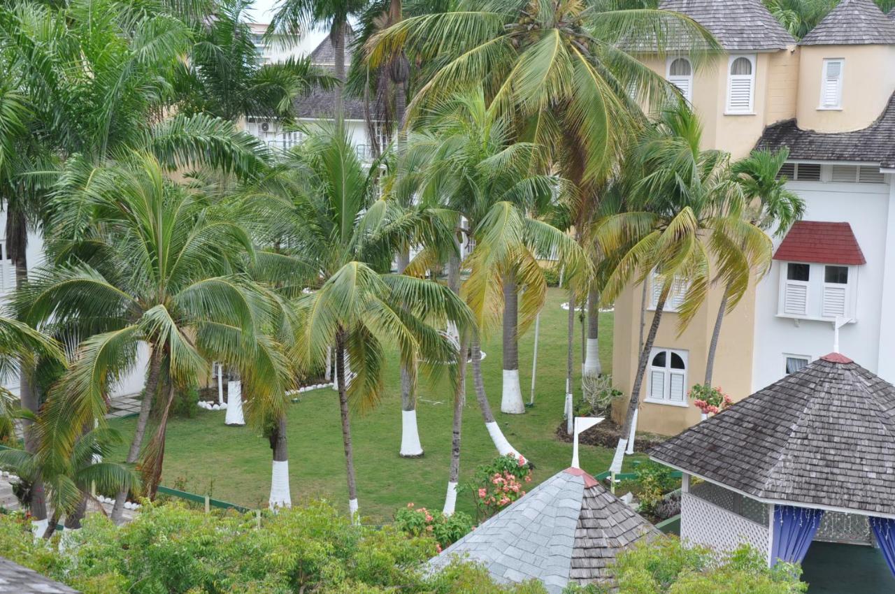Beach Penthouse A25 Sandcastles Ocho Rios Ngoại thất bức ảnh
