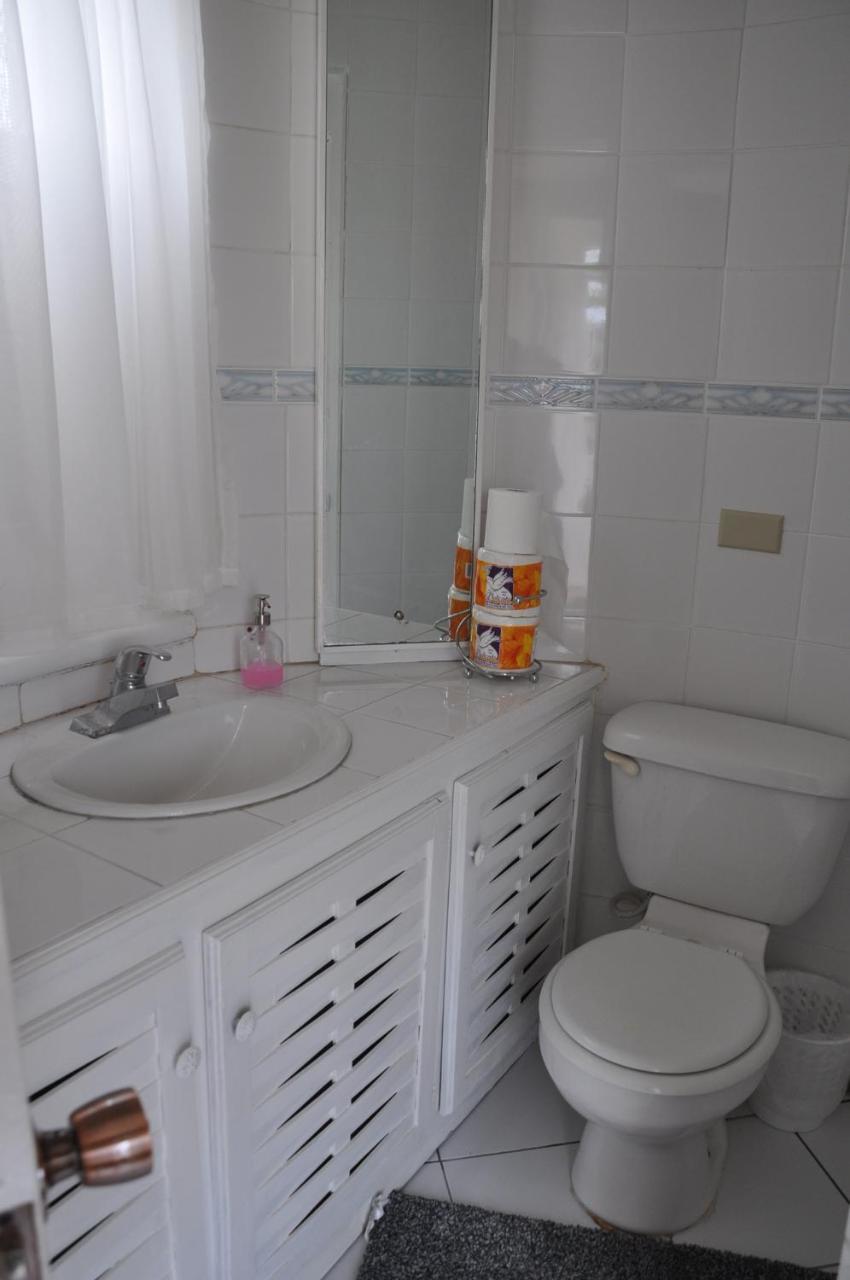 Beach Penthouse A25 Sandcastles Ocho Rios Ngoại thất bức ảnh